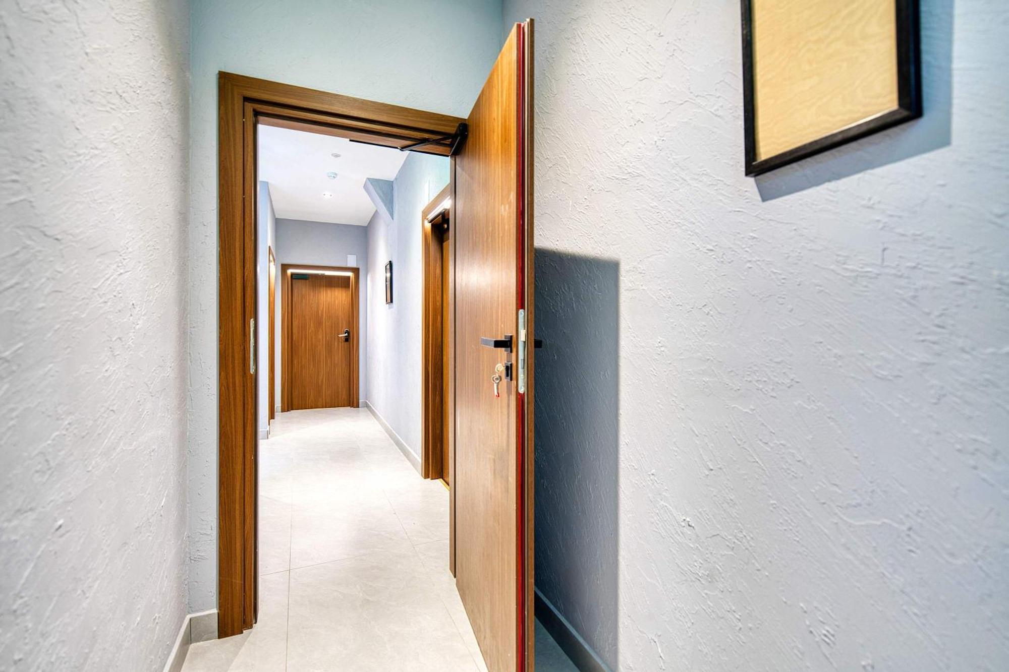 Stunning Station 1 Bed A7 Apartment *