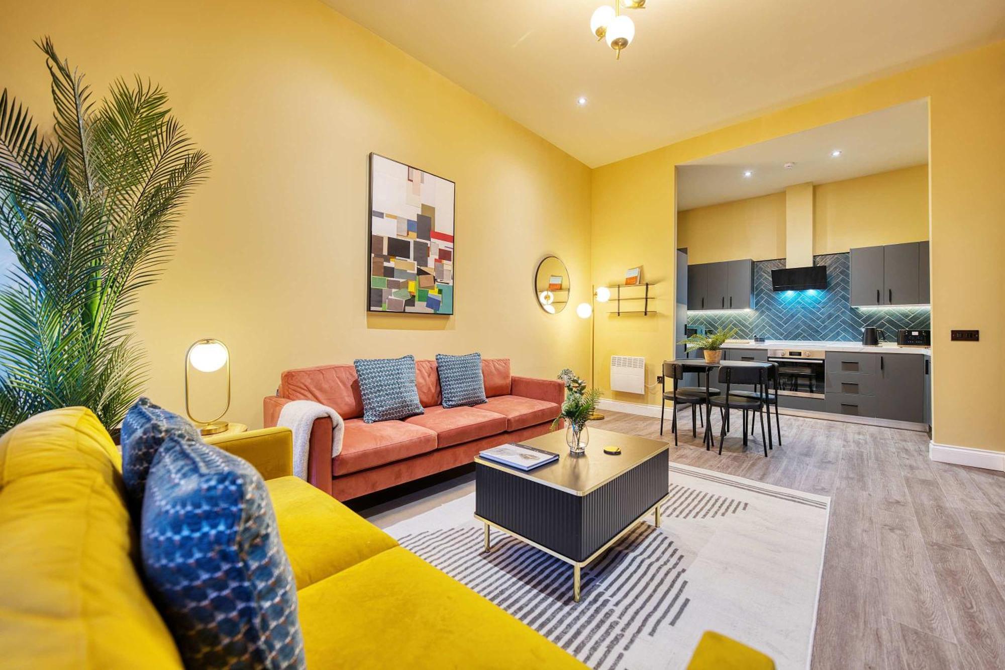 Large Station 2 Bed A2 Glasgow