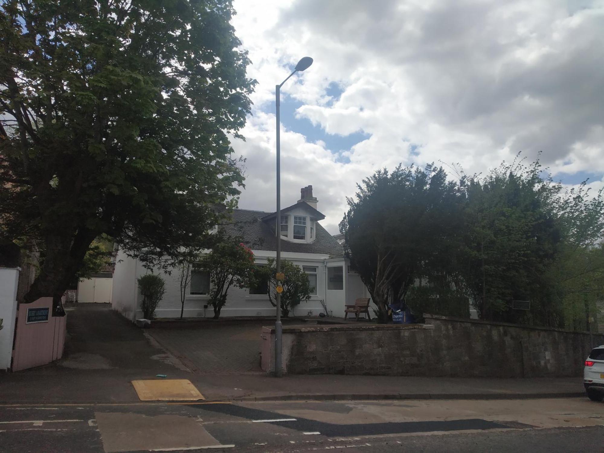 Apartment Busby Glasgow