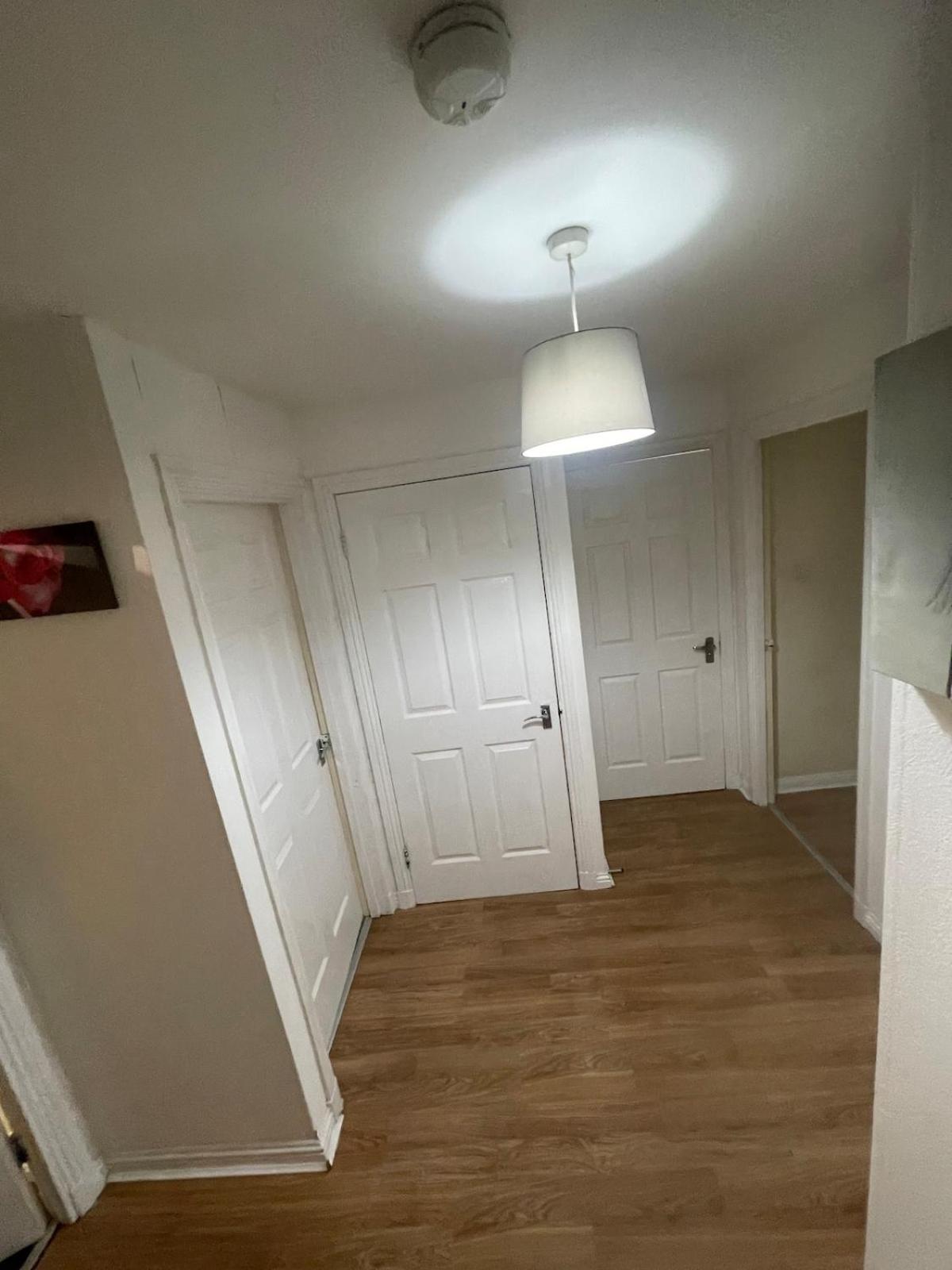 3 Bed ,2 Bedroom Near Centre Glasgow