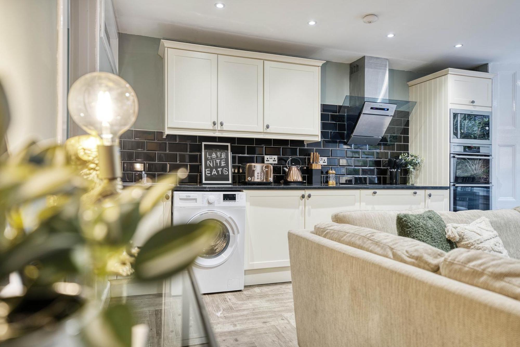 Stylish 3-bedroom In * Glasgow