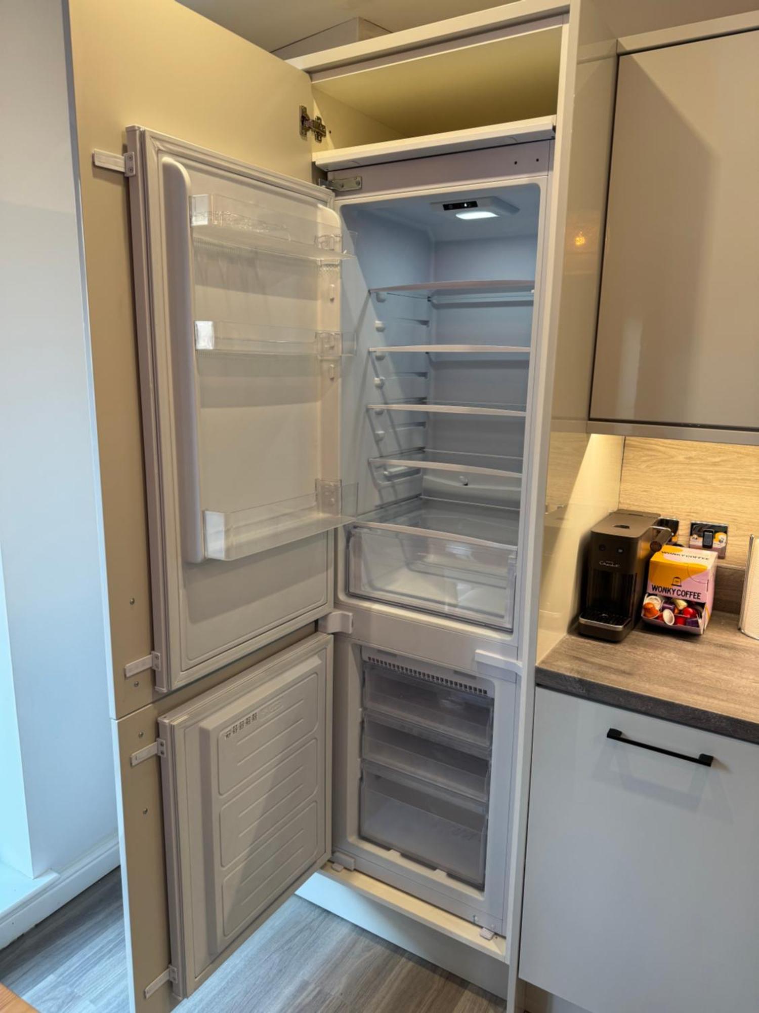 Apartment Modern Flat In Free Parking & Wifi Glasgow