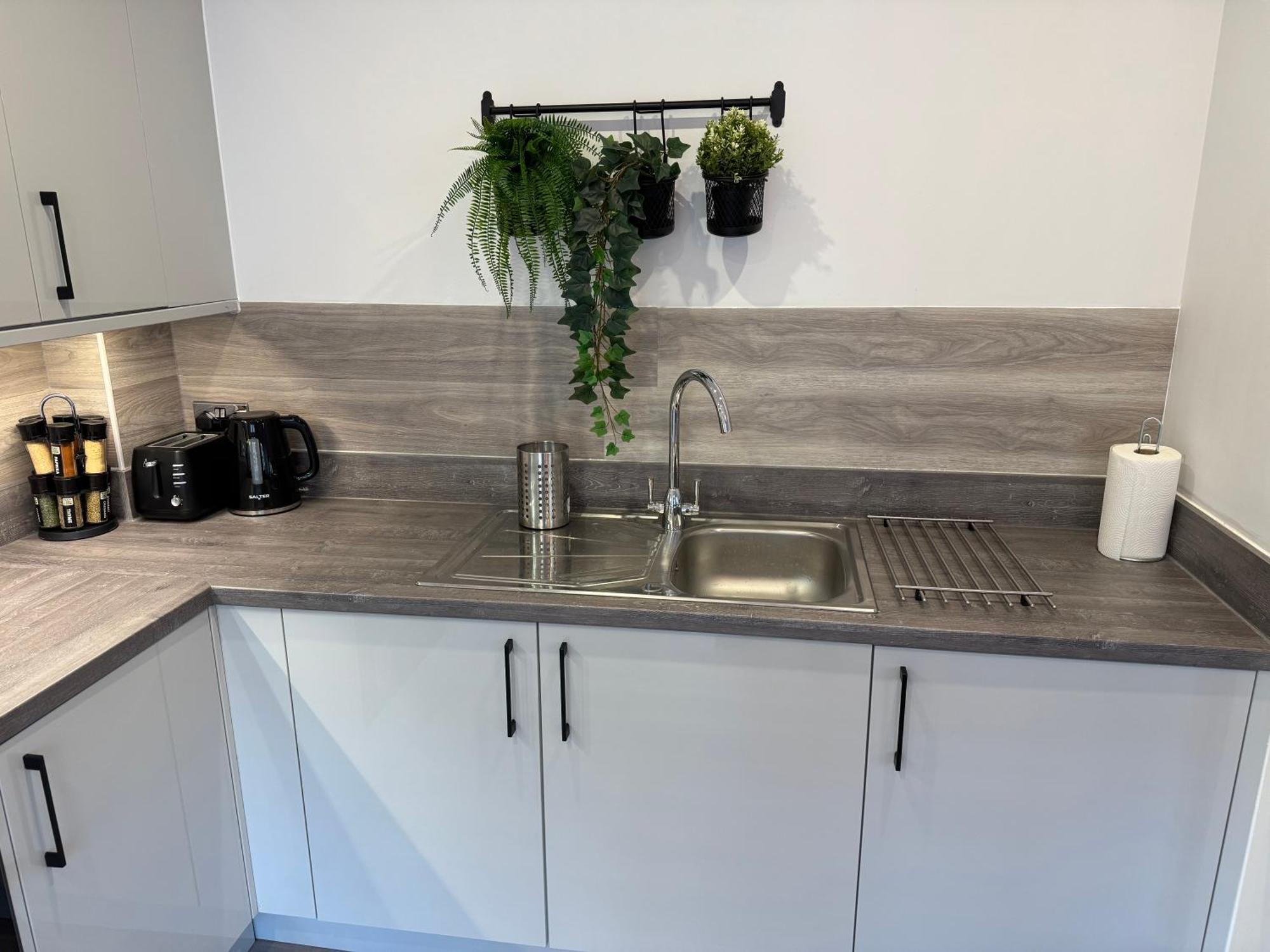 Modern Flat In Free Parking & Wifi * Glasgow