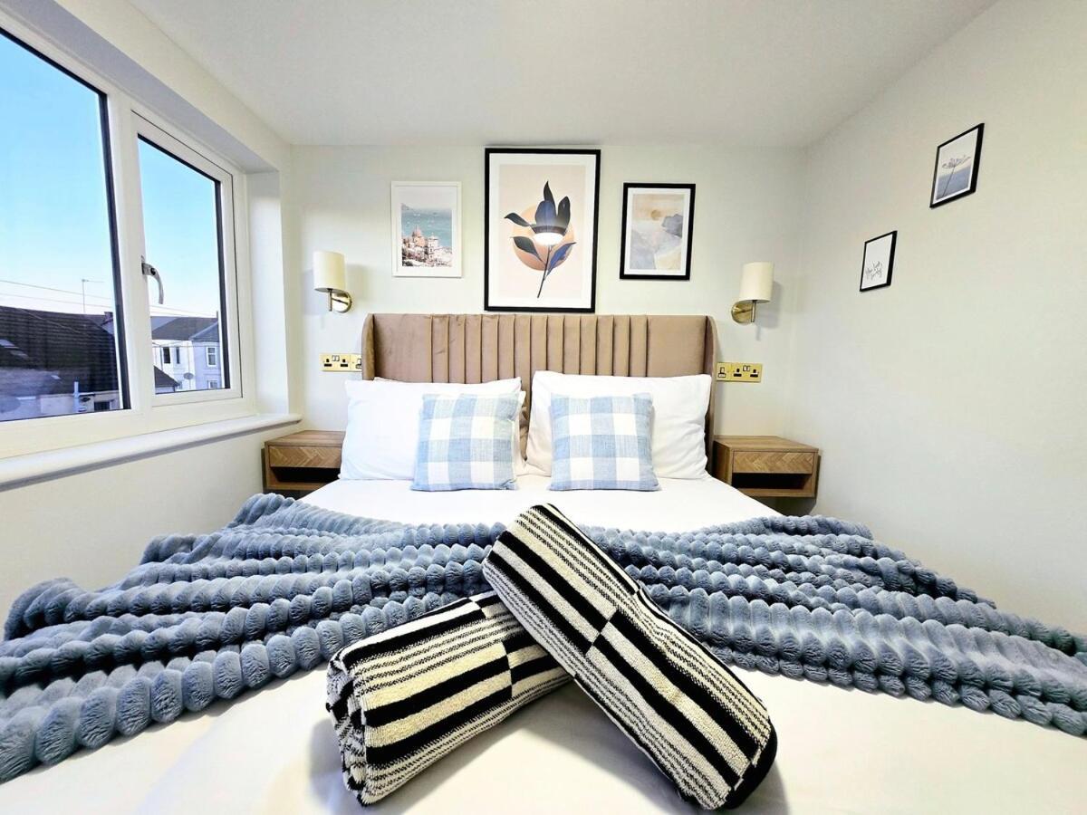 3-bed In Holiday home Glasgow