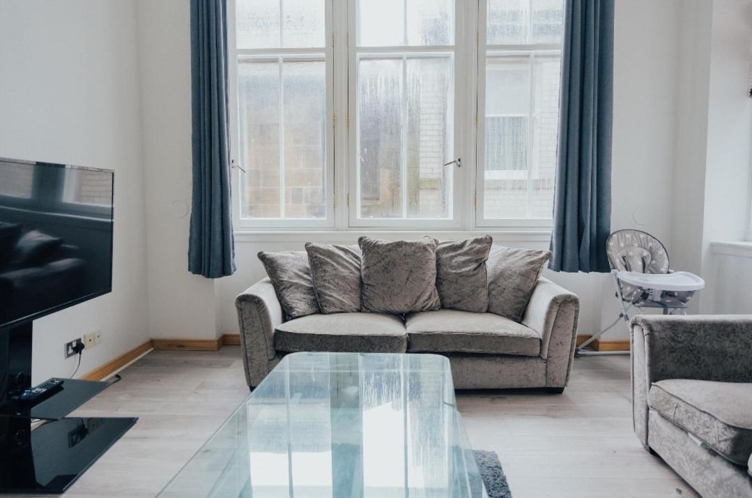 Apartment 2 Bed Renfield St Center *