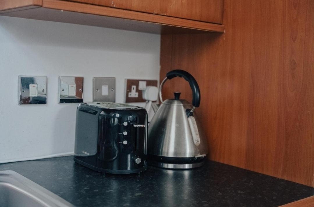 2 Bed Renfield St Center Apartment Glasgow
