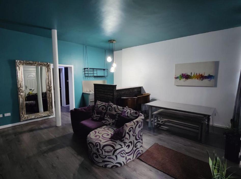 2 Bedroom By City Living Scotland * Glasgow