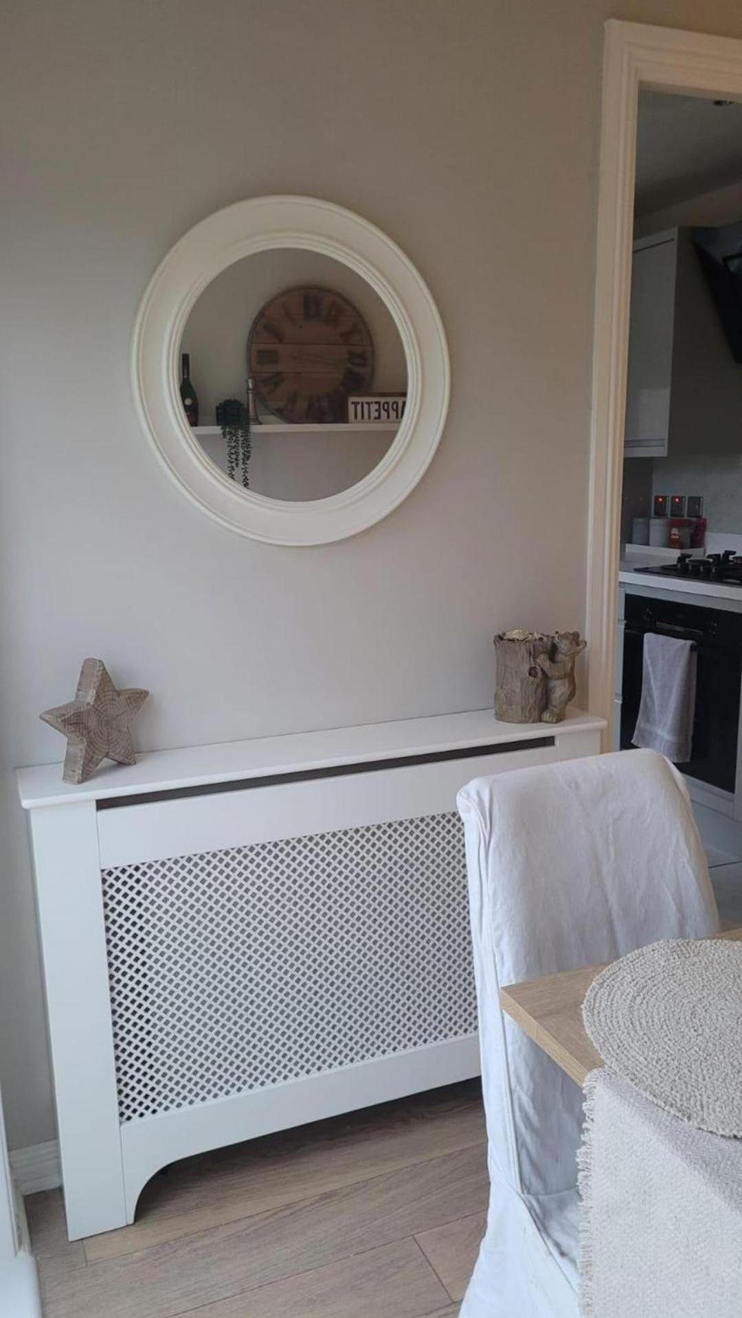 Stylish Modern 3 Bedroom House Free Parking Holiday home