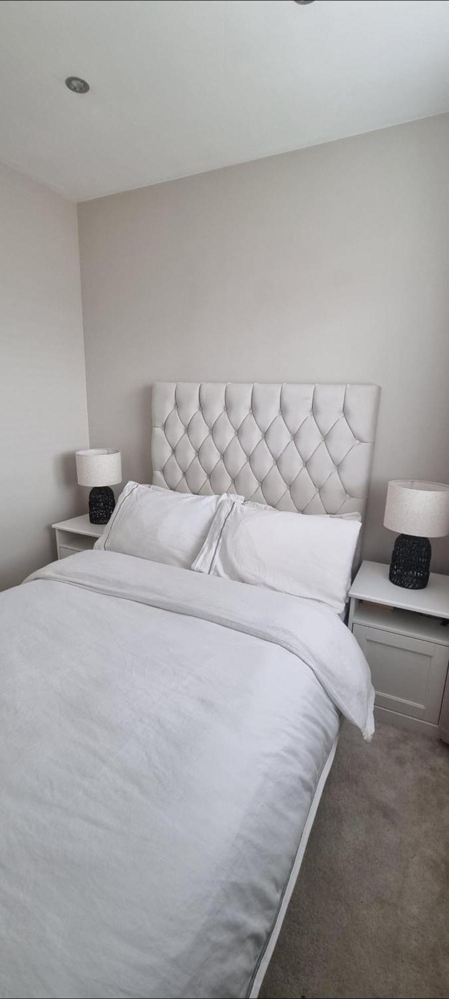 Stylish Modern 3 Bedroom House Free Parking