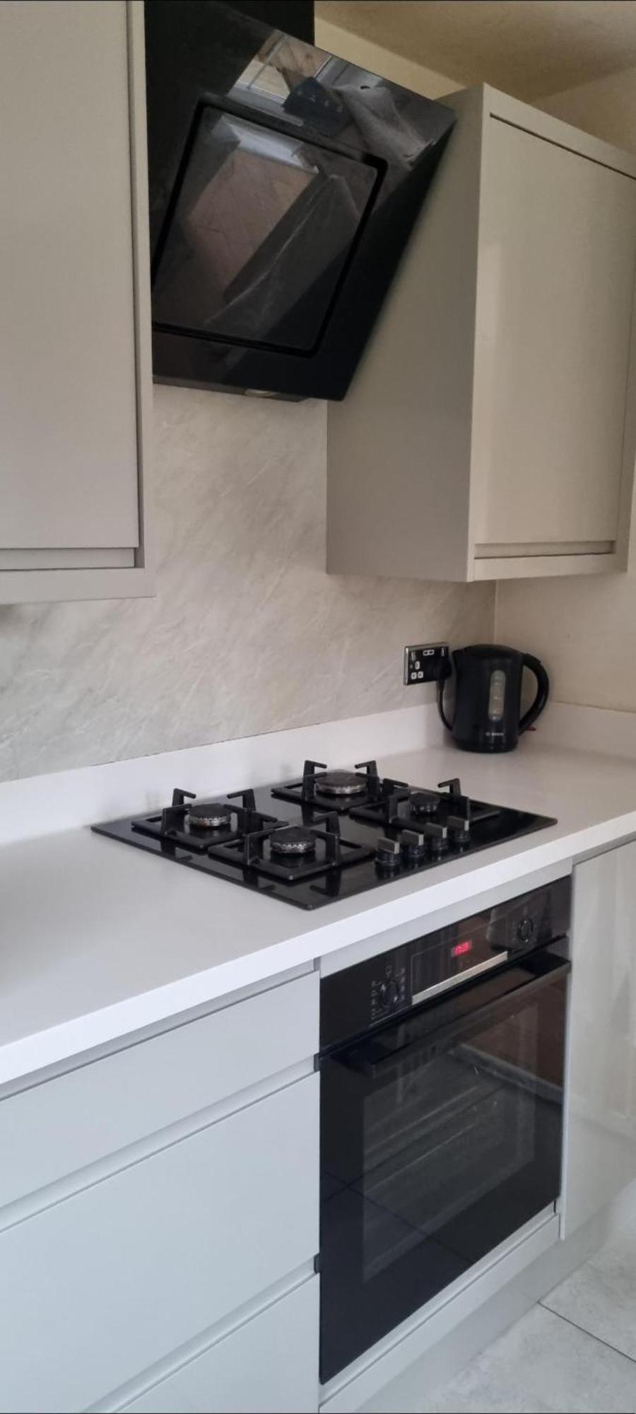 Stylish Modern 3 Bedroom House Free Parking Glasgow