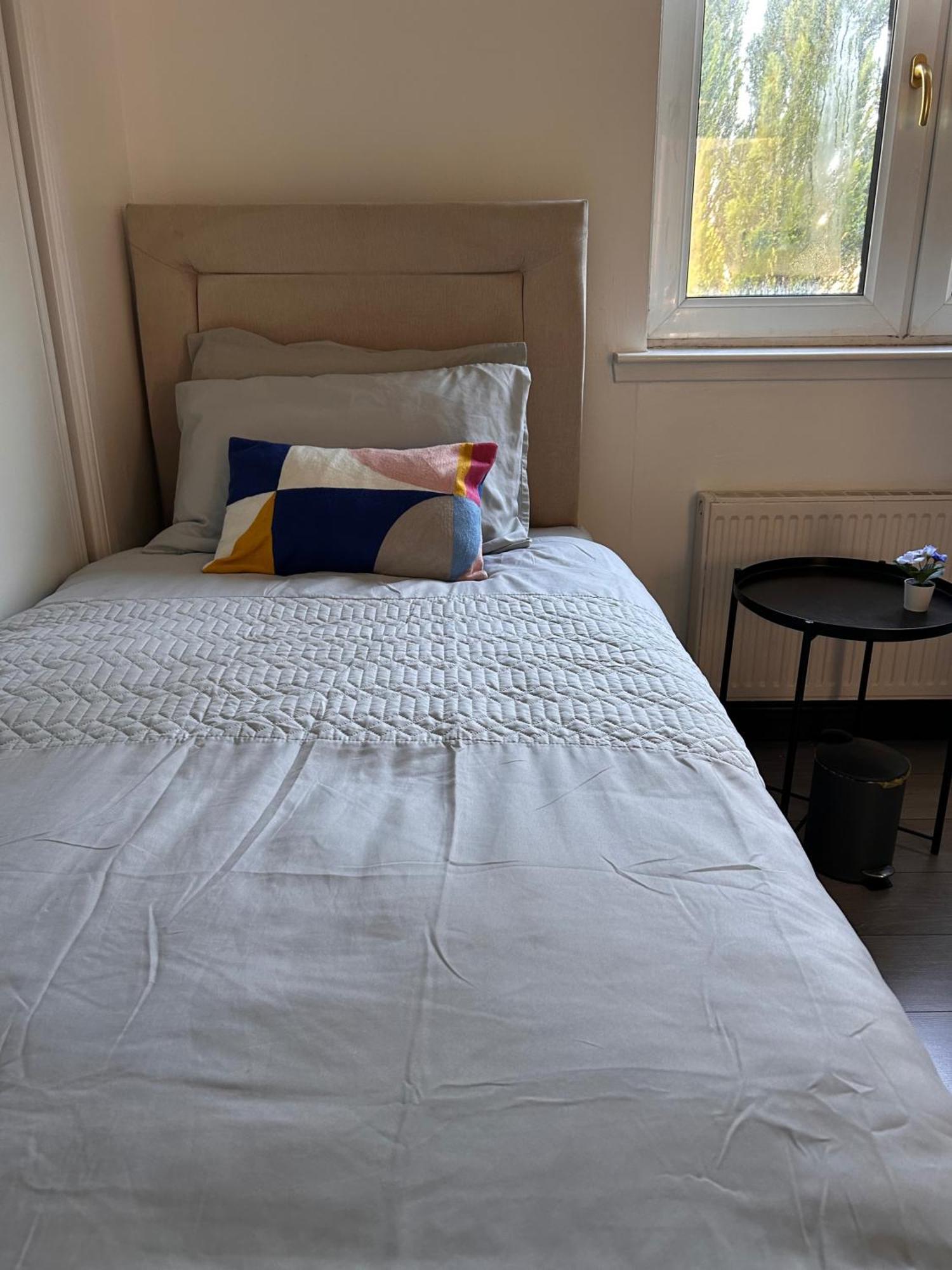 Modern Apartment-sleeps6-parking-seft Check In * Glasgow