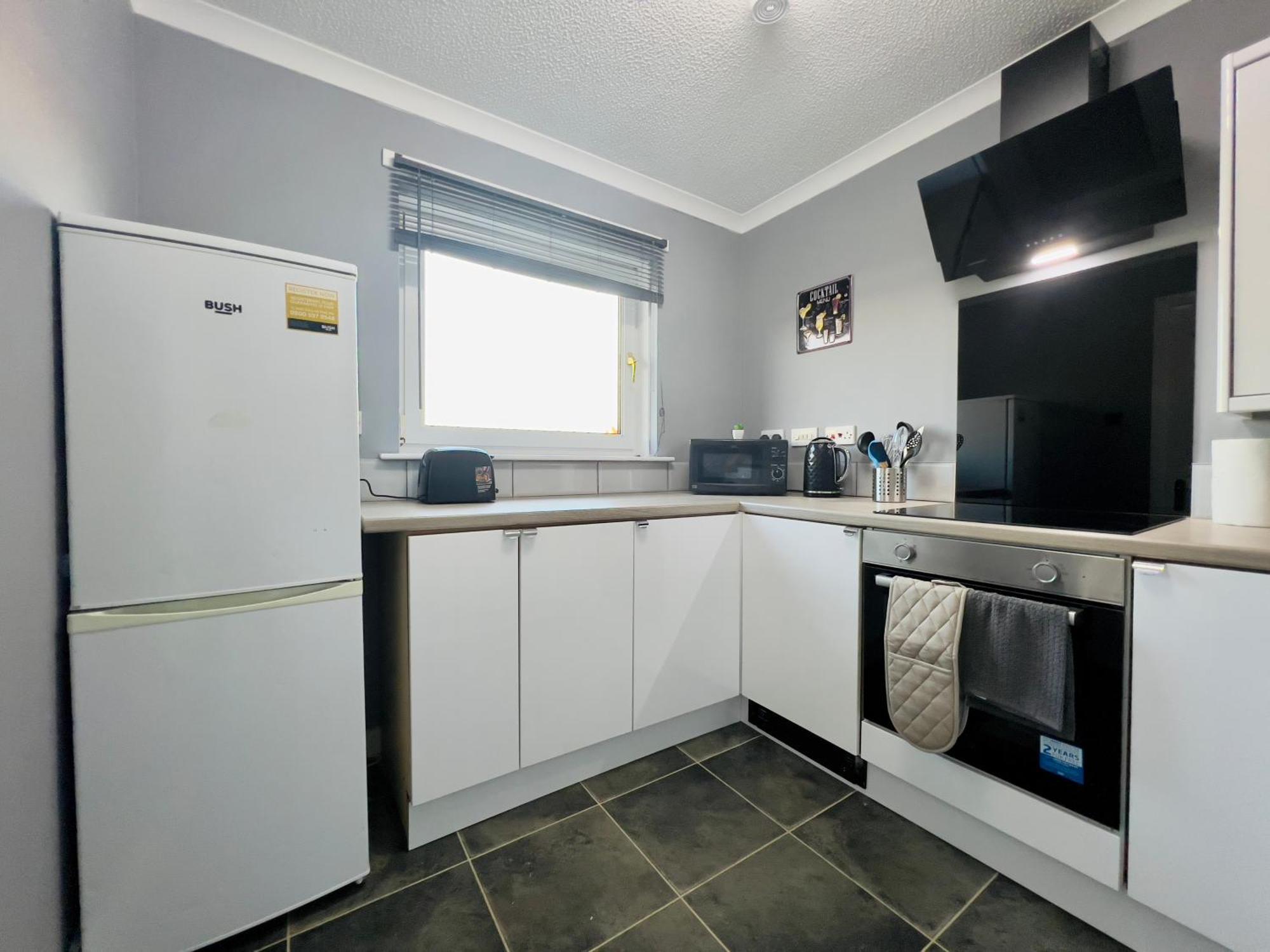 Apartment Chic & Cozy 2-bed Flat In - Free Parking Glasgow