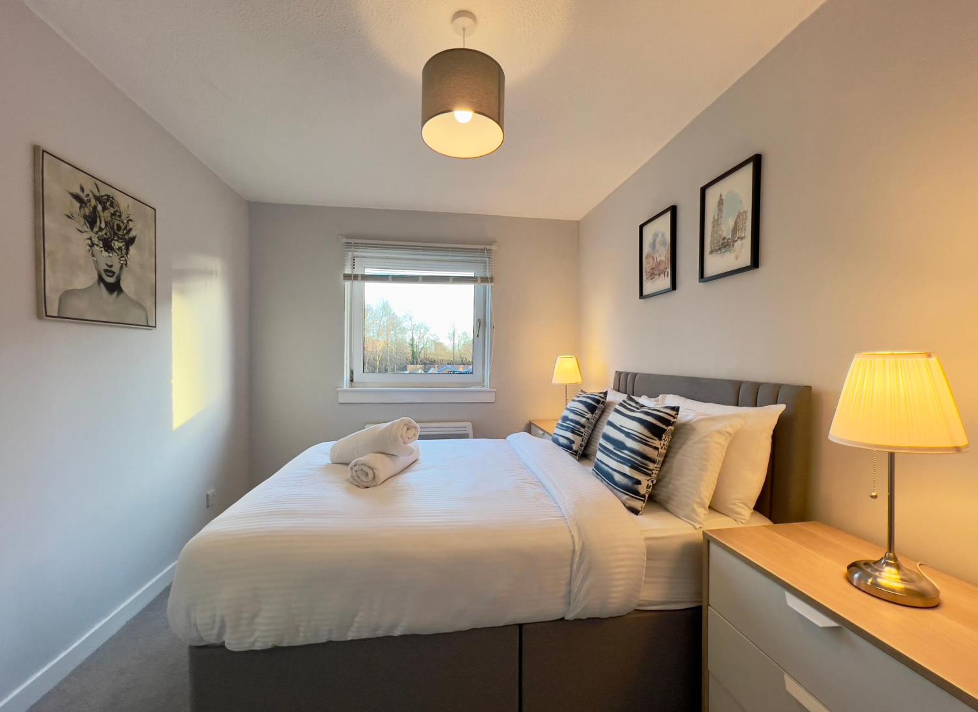 Apartment Chic & Cozy 2-bed Flat In - Free Parking