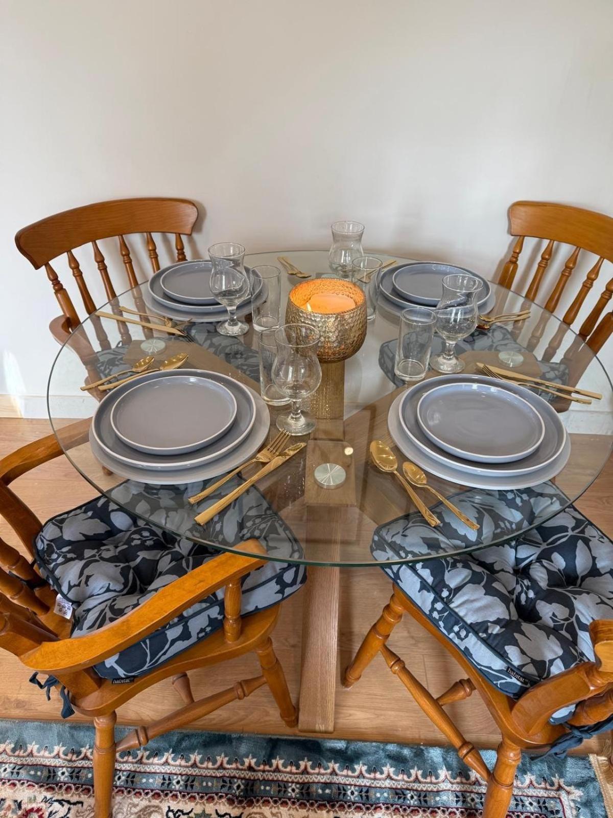 Away From In - Free Street Parking Apartment Glasgow