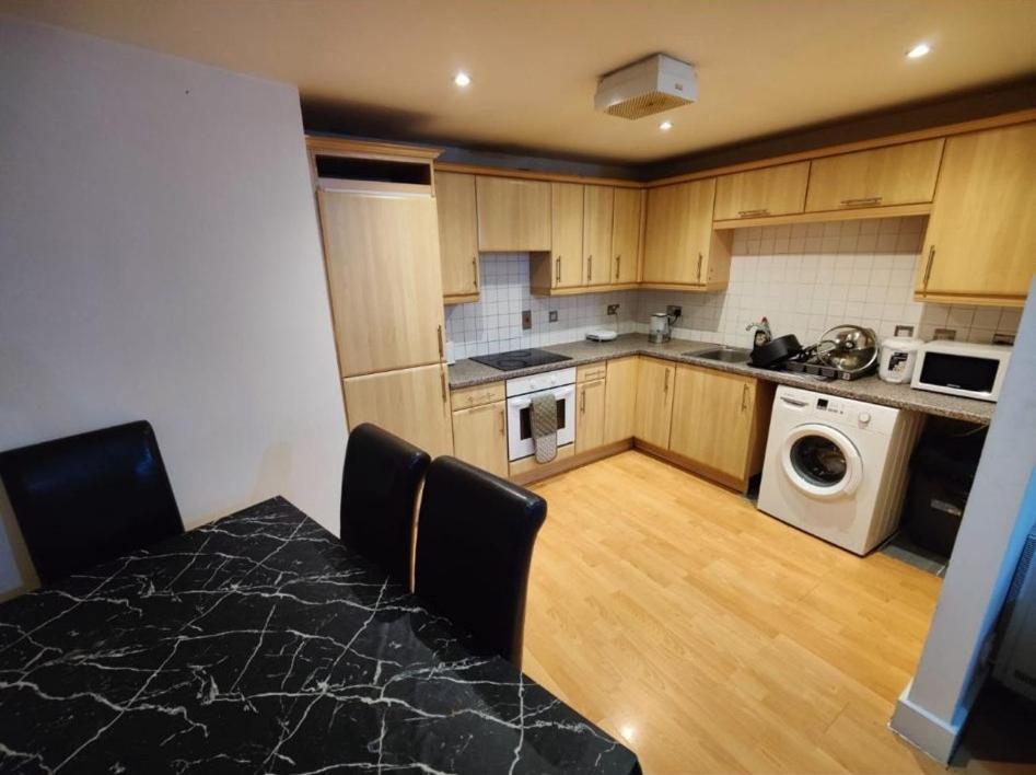 2 Bedroom 2 Bathroom By Citi Living Scotland * Glasgow