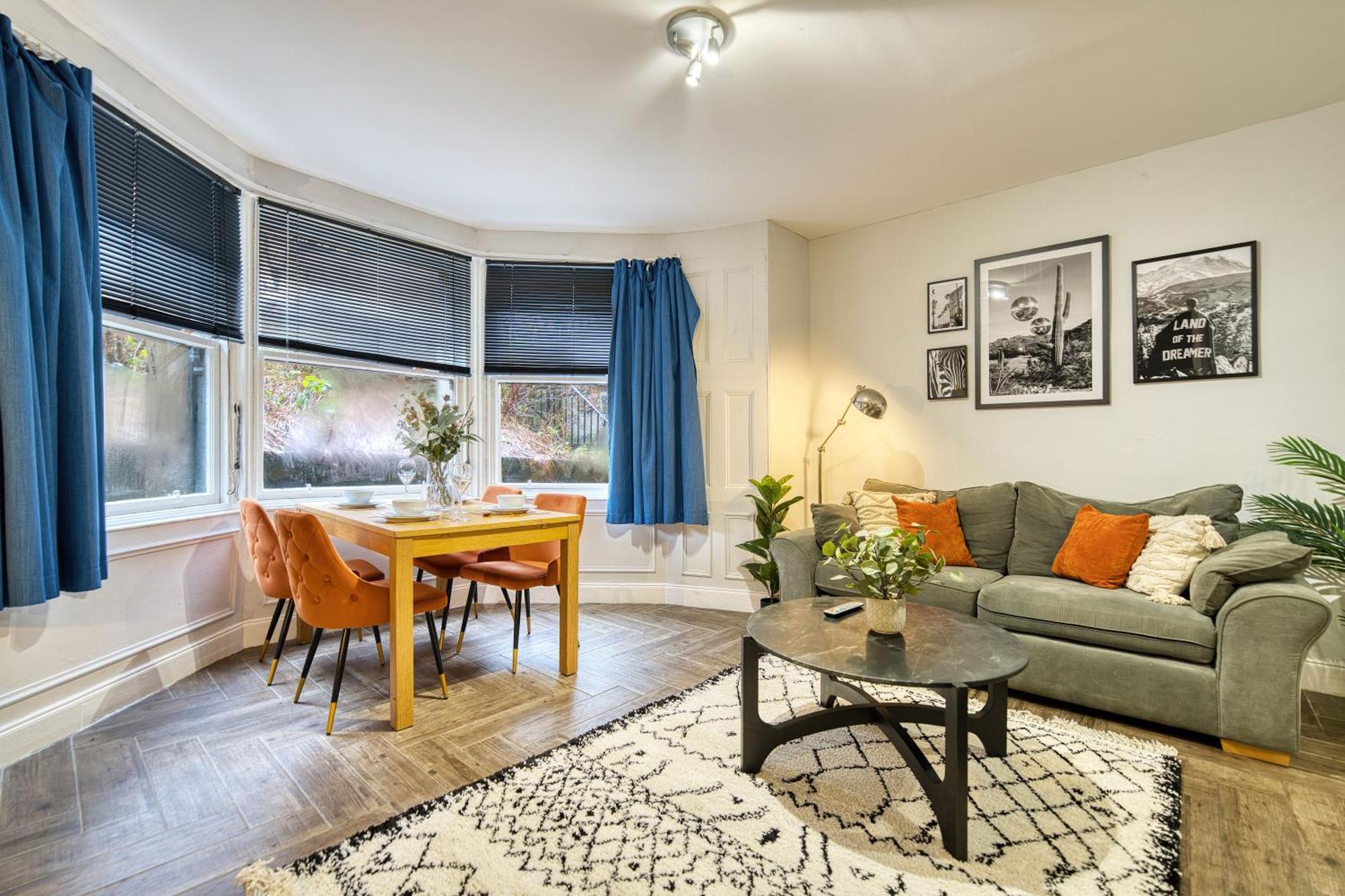 Spacious 4 Bedroom Near West End