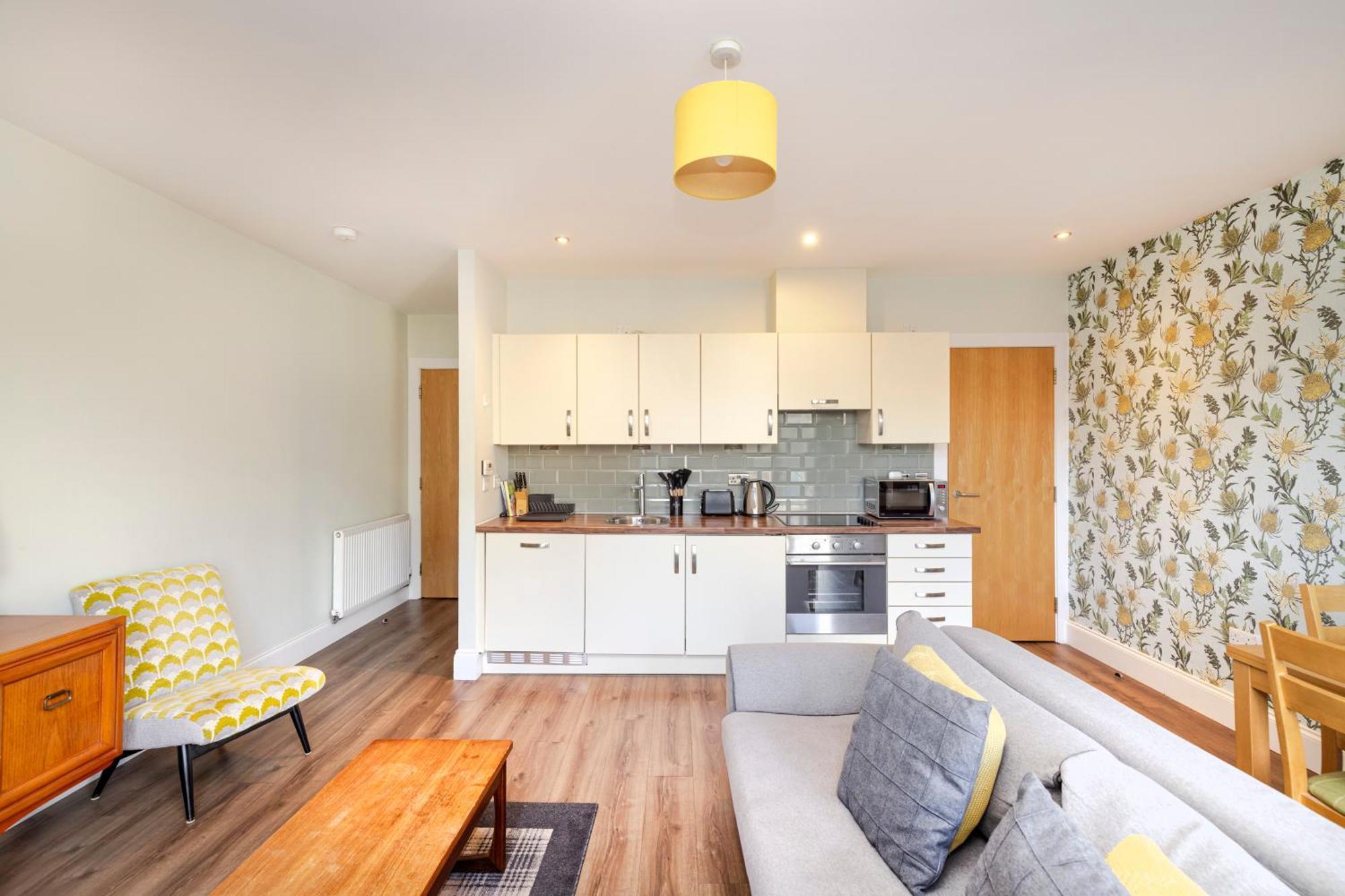 Joivy Chic Flat With Balcony In Merchant Apartment