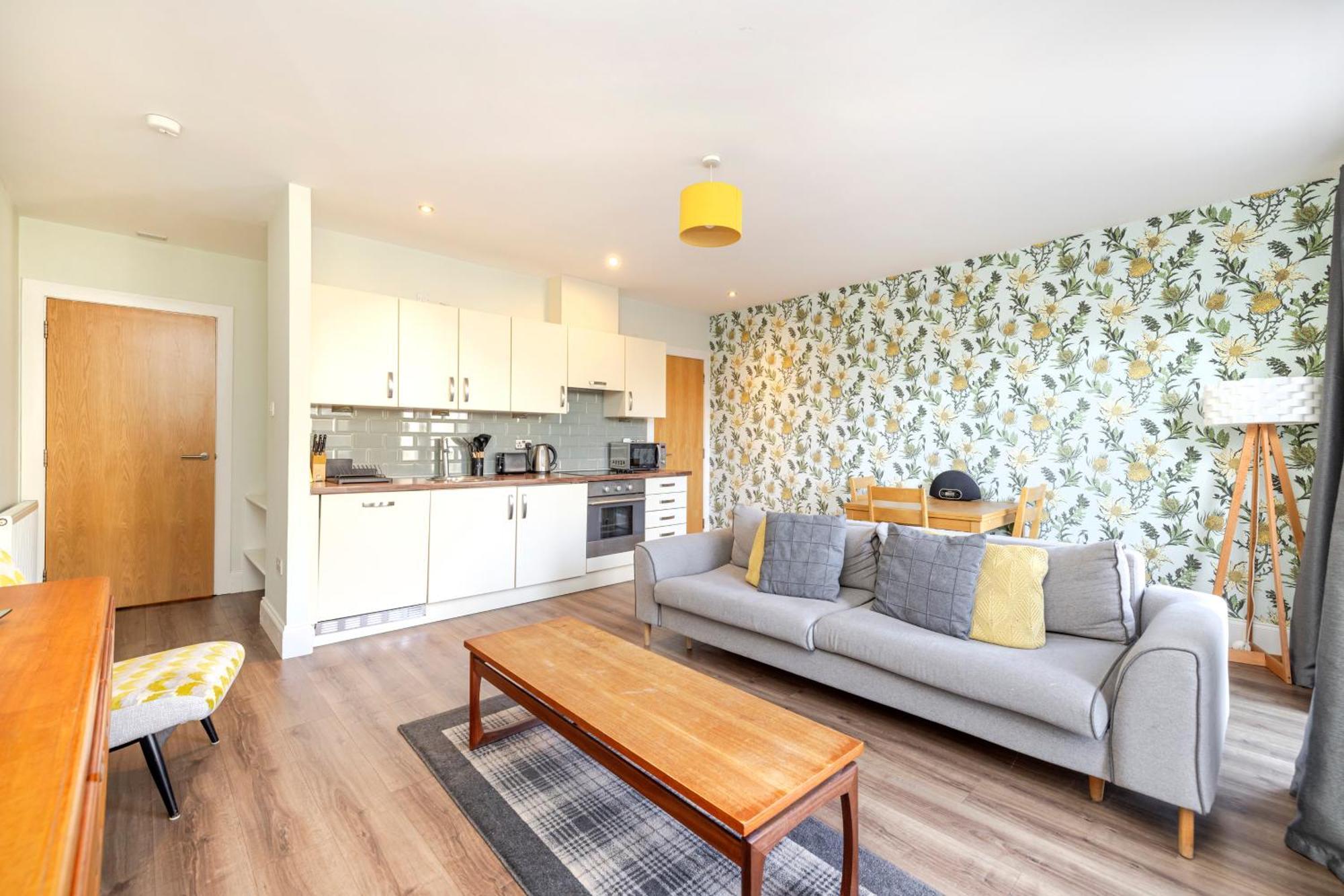 Joivy Chic Flat With Balcony In Merchant Apartment