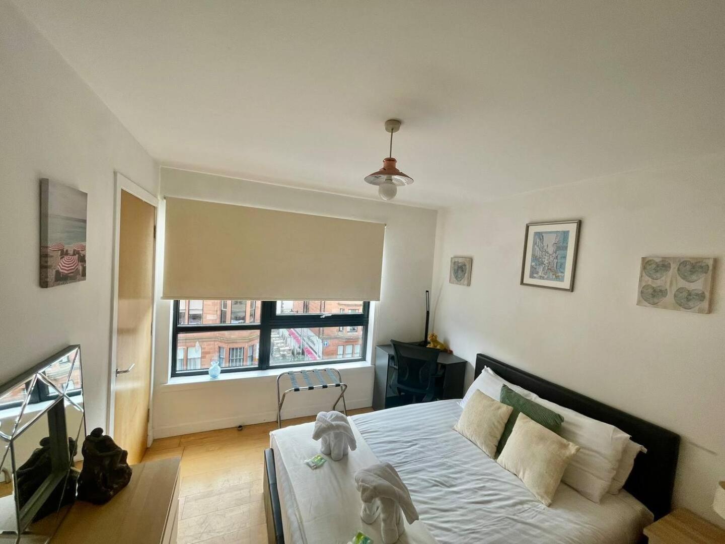 Perfect Location In Heart Of West End Pass The Keys Apartment