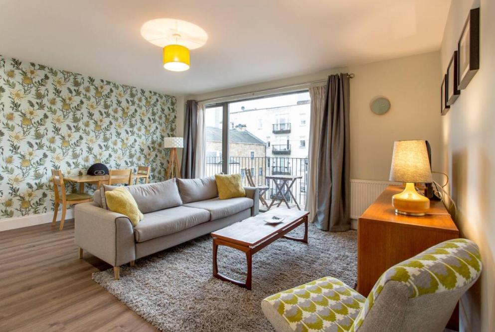 Apartment Joivy Chic Flat With Balcony In Merchant Glasgow