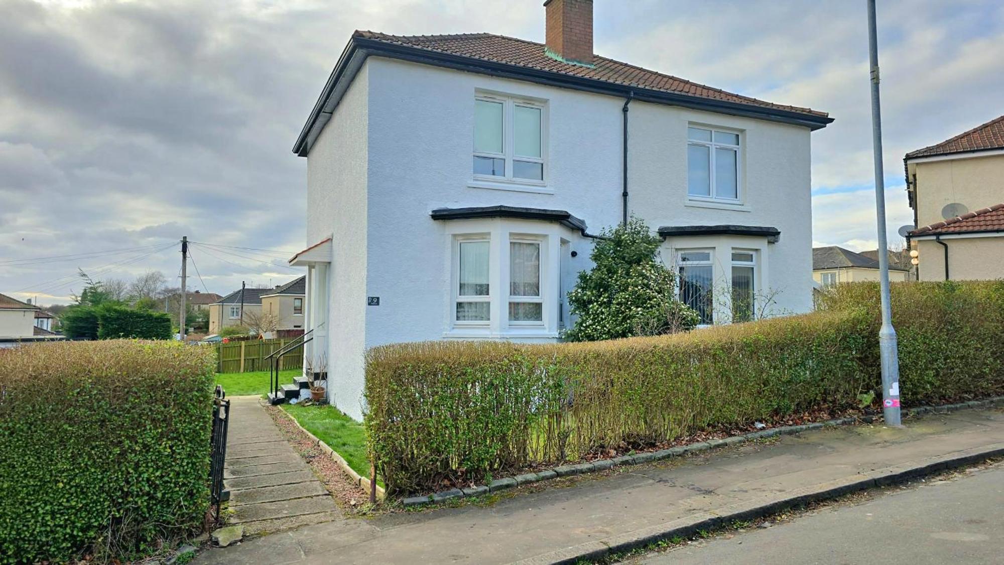 - Beautiful Two Bedroom House In & Free Parking Holiday home Glasgow