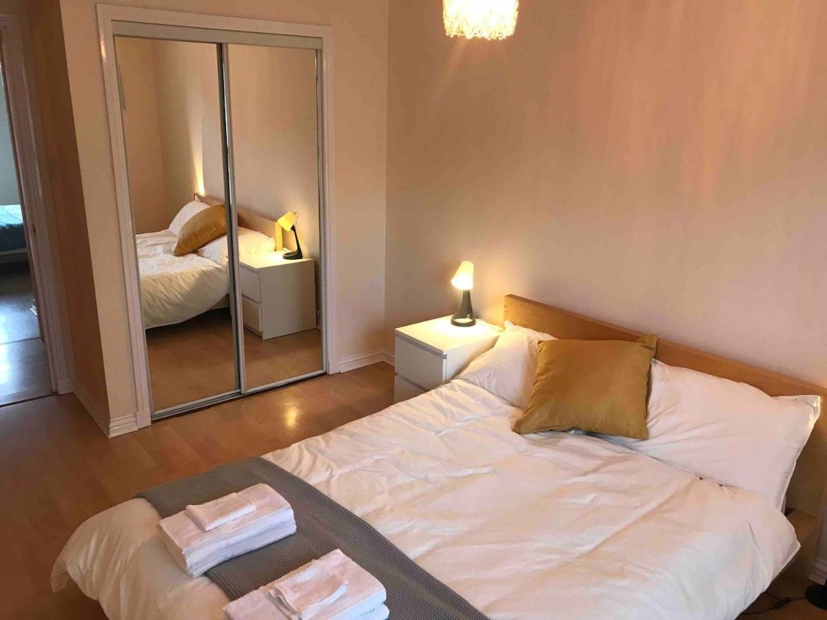 In Heart Of West End- Parking Space- Spacious- Near And Kelvingrove Art Gallery Apartment *