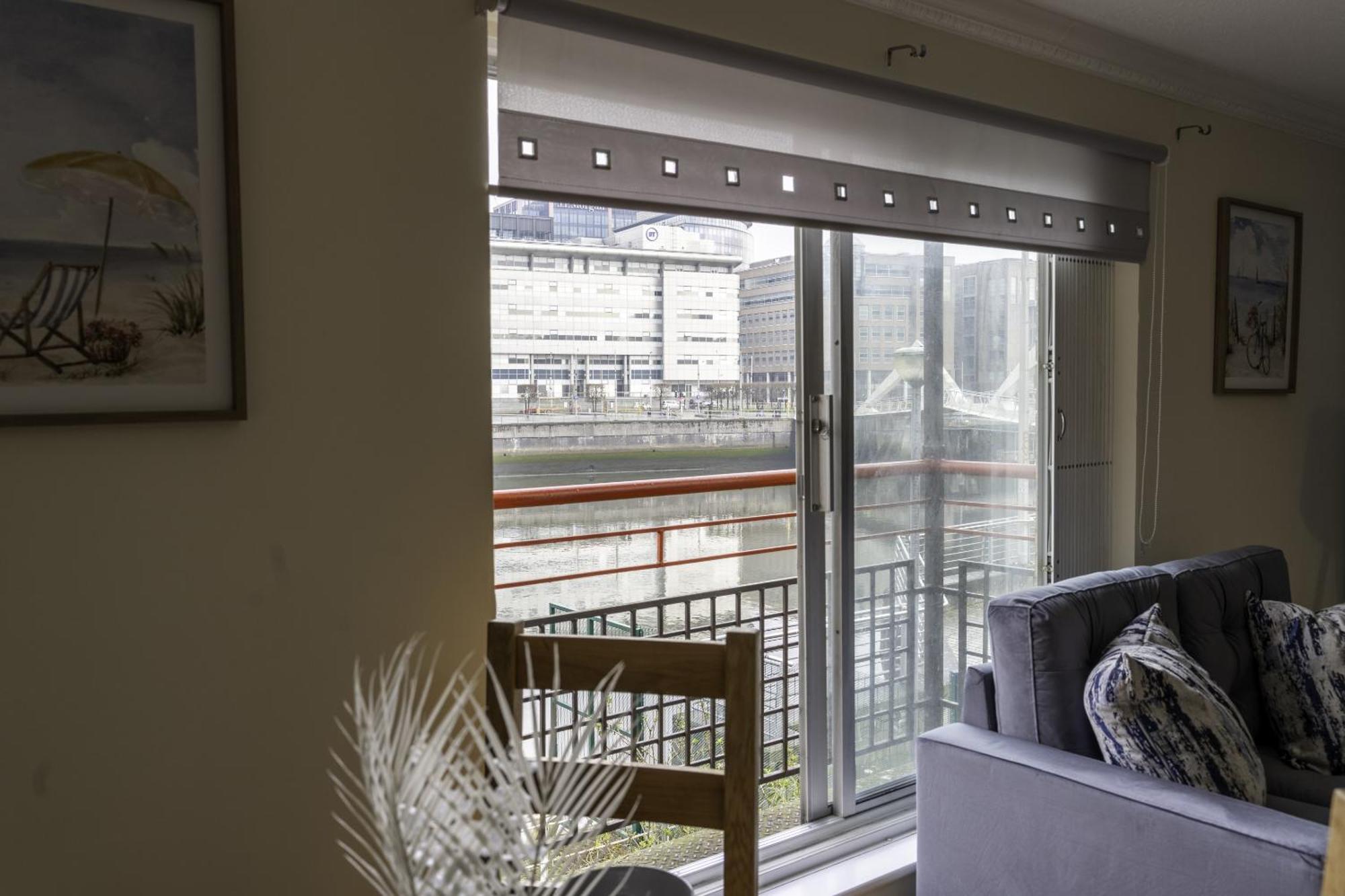 Riverview House *