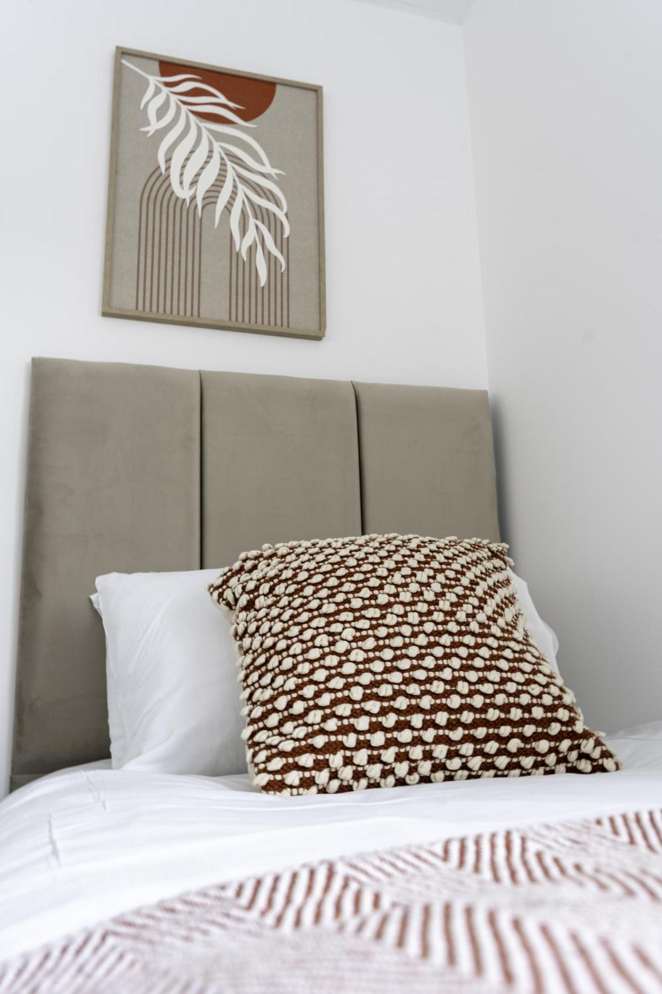 Charlotte Bed & Breakfast Glasgow