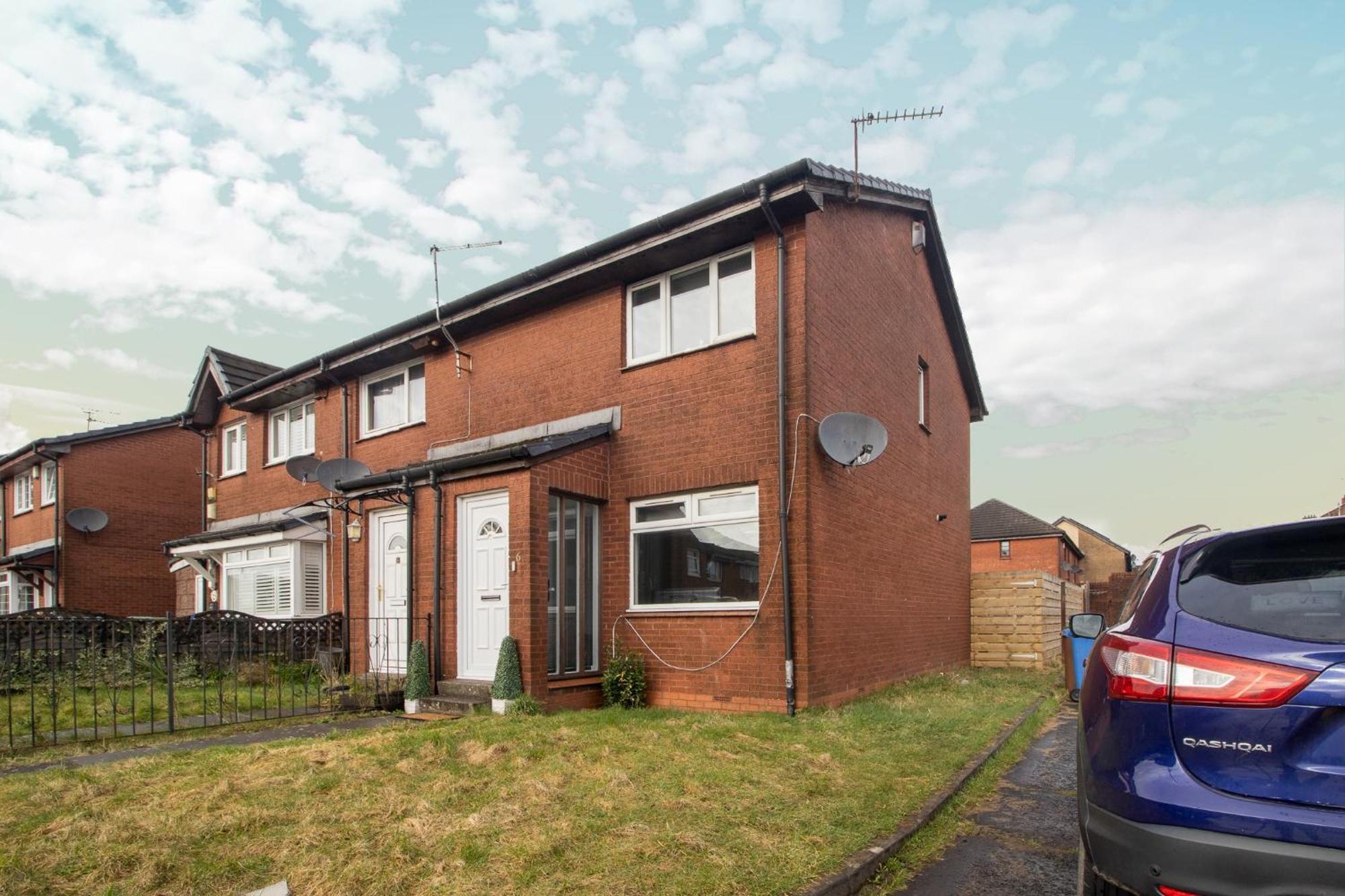 Glasgow, 2 Bed House With Parking * Glasgow