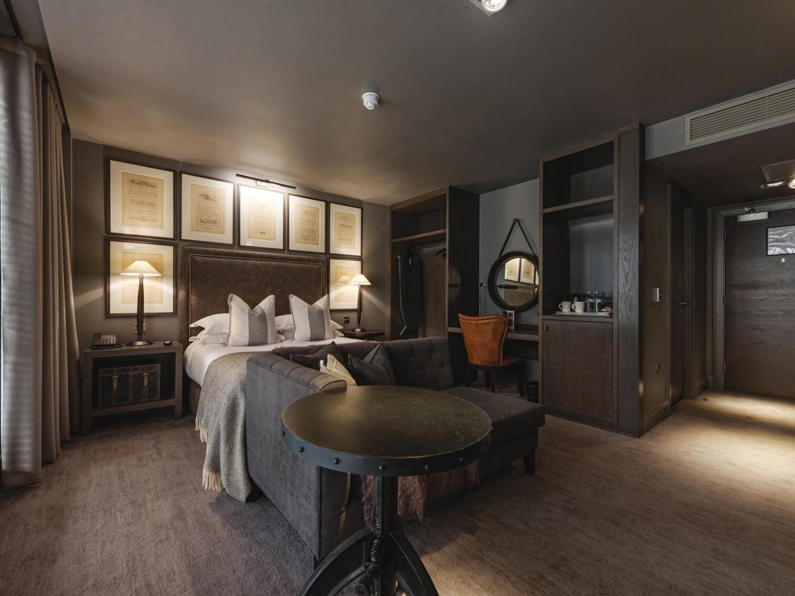 Dakota Glasgow 4*
