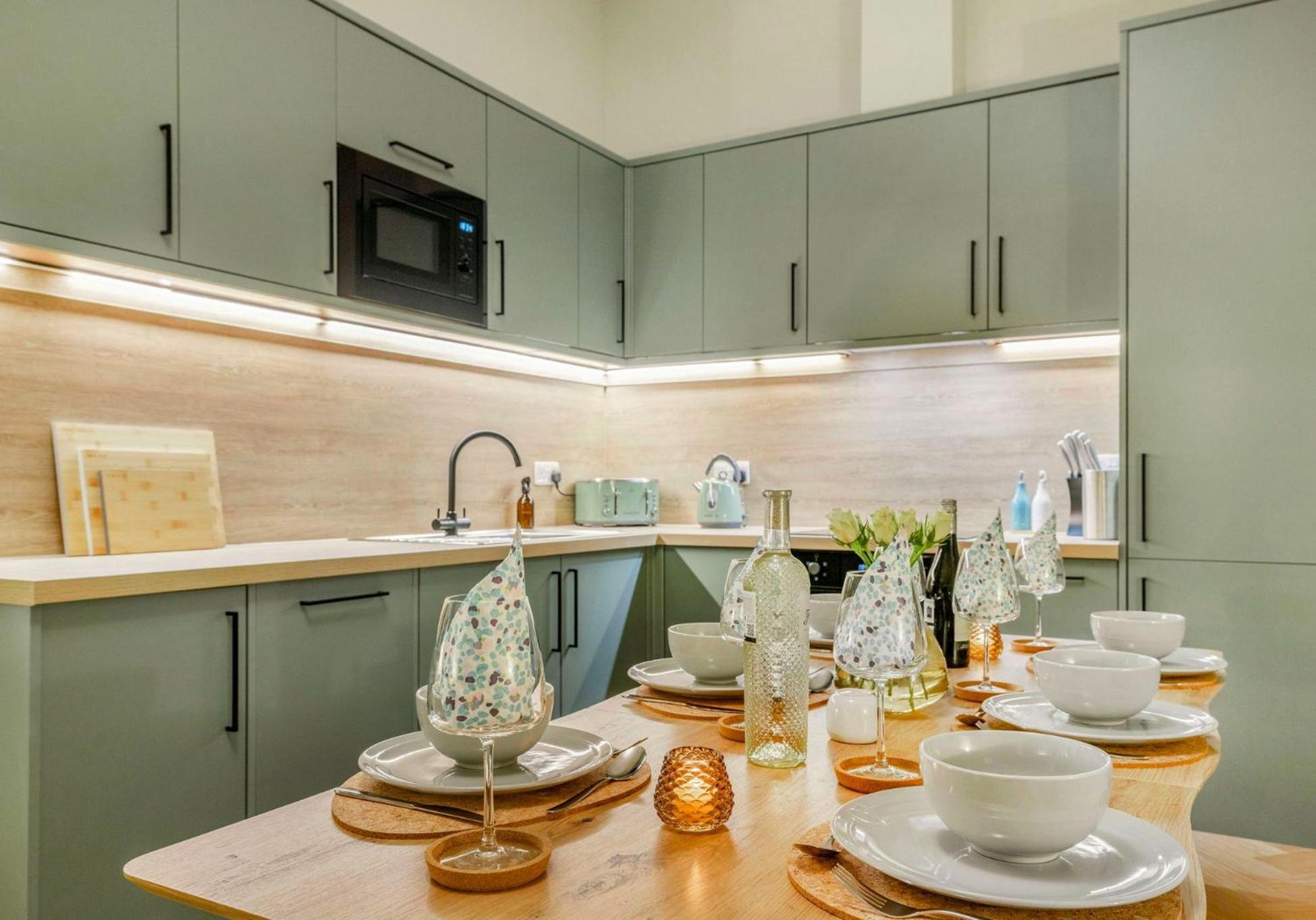 The Sauchie And The Steamie City Centre Luxury Apartments Apartment *