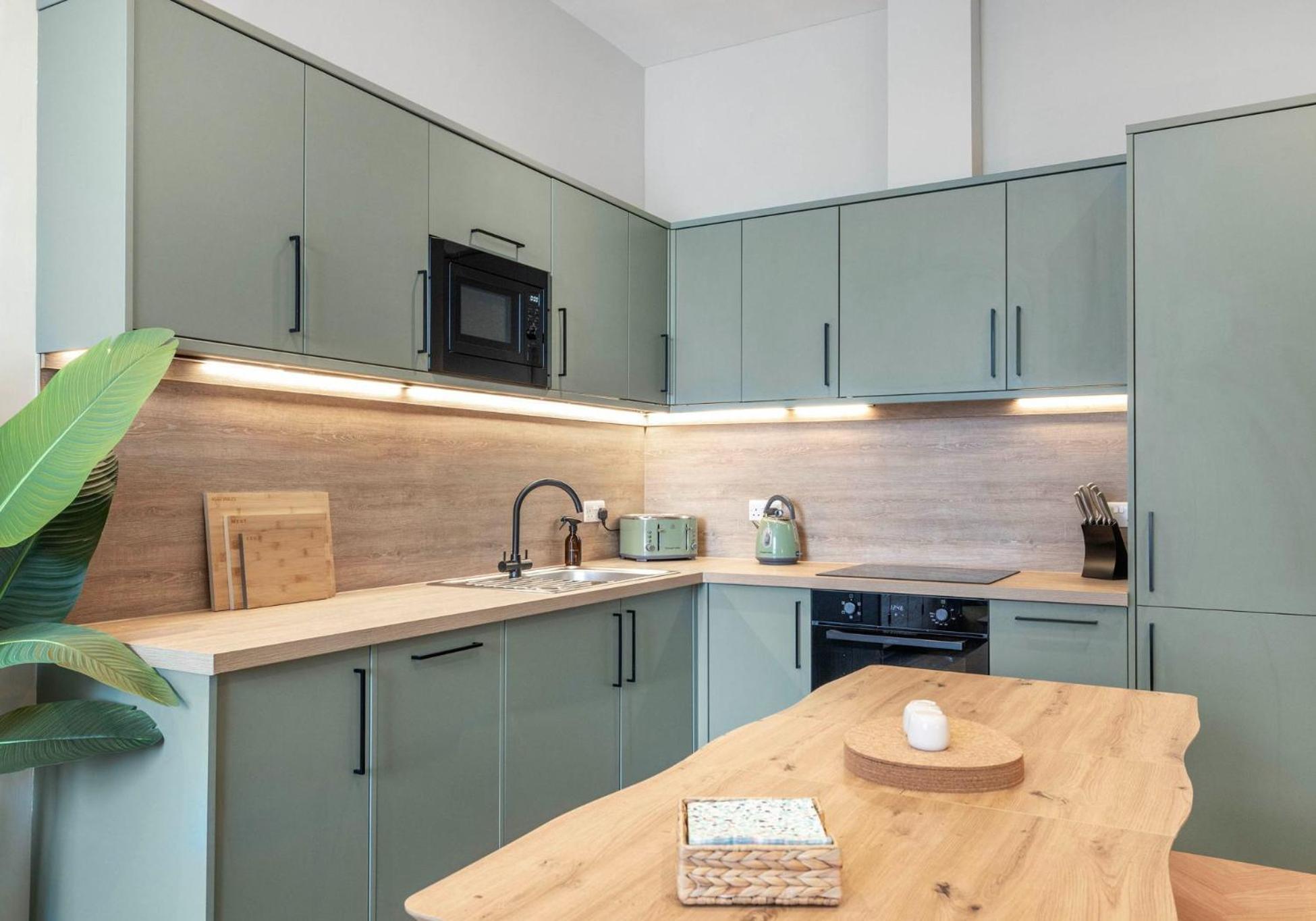 The Sauchie And The Steamie City Centre Luxury Apartments Apartment *