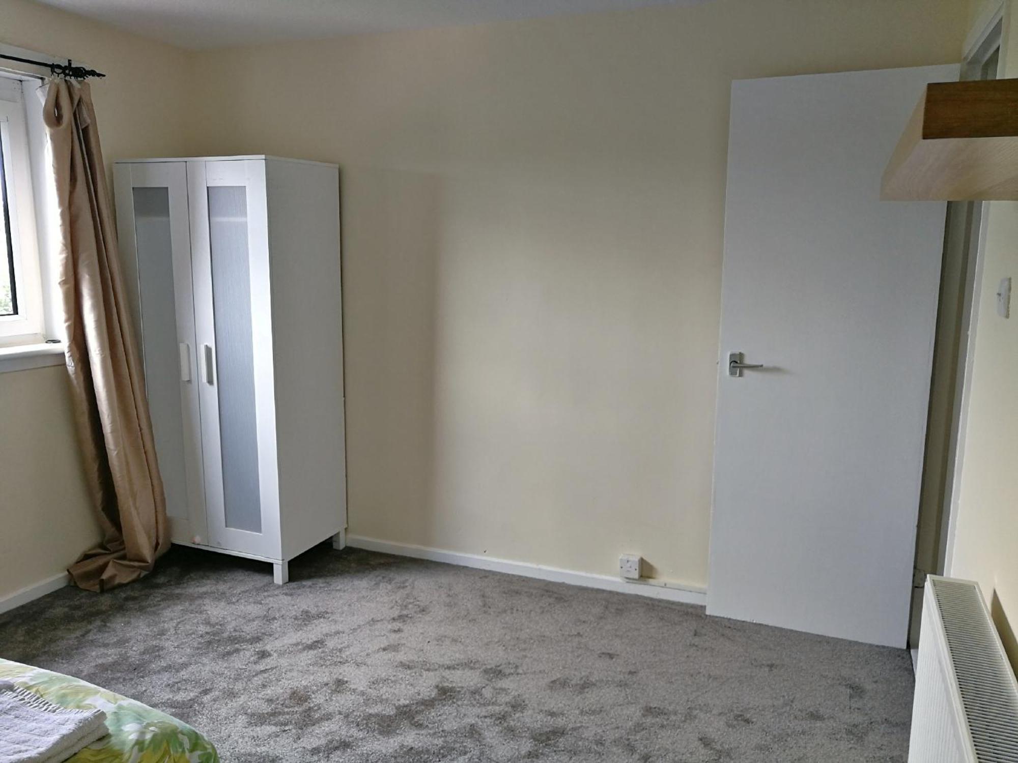Double Free Parking Guest house