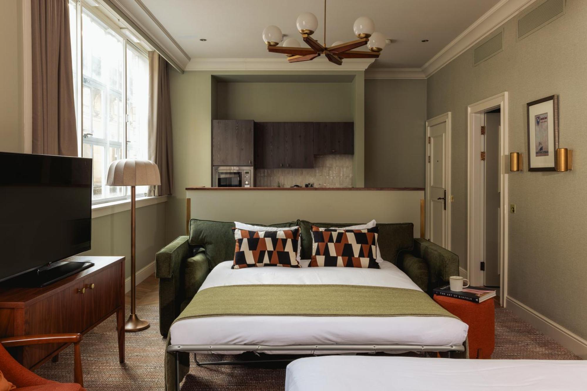Native Aparthotel 4*