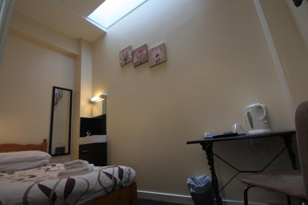 Alba Lodge Glasgow