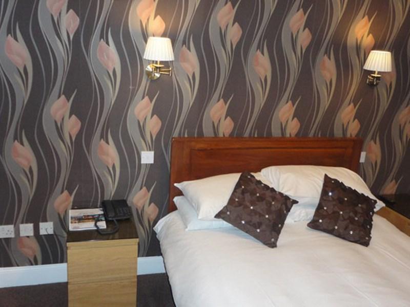 Sandyford Hotel 3*