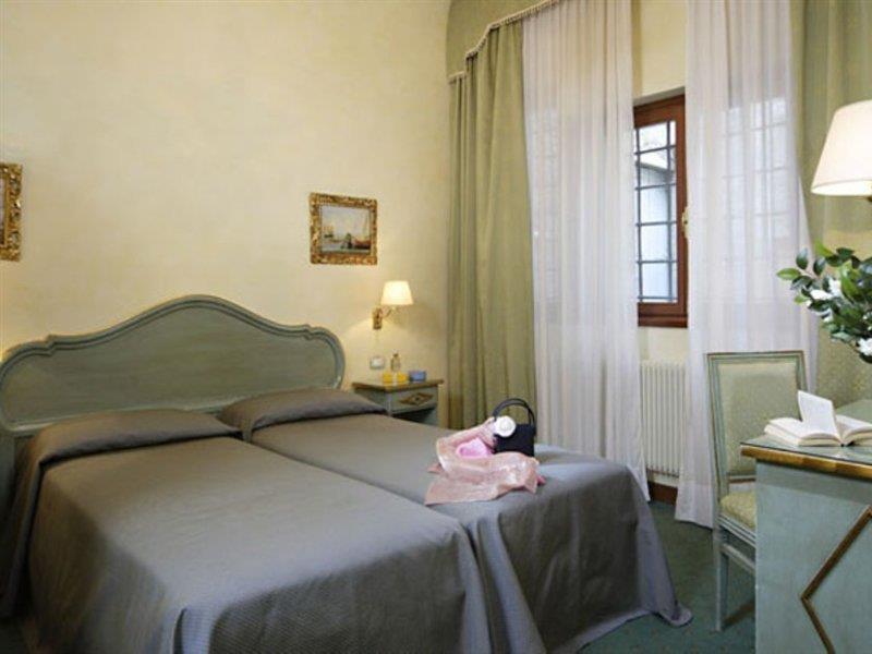 On The Hotel 3*