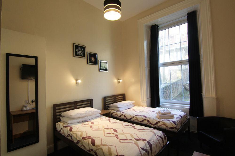 Alba Lodge *