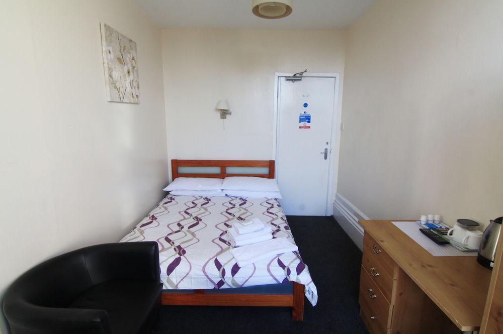 Alba Lodge Glasgow