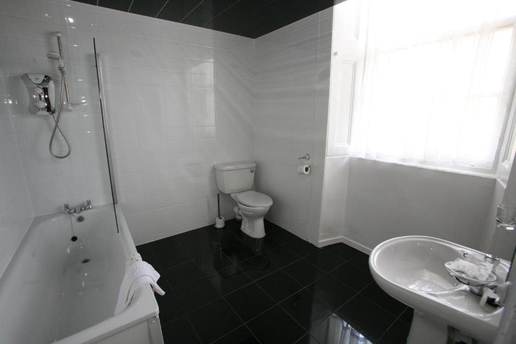 Clifton Guest house 3*