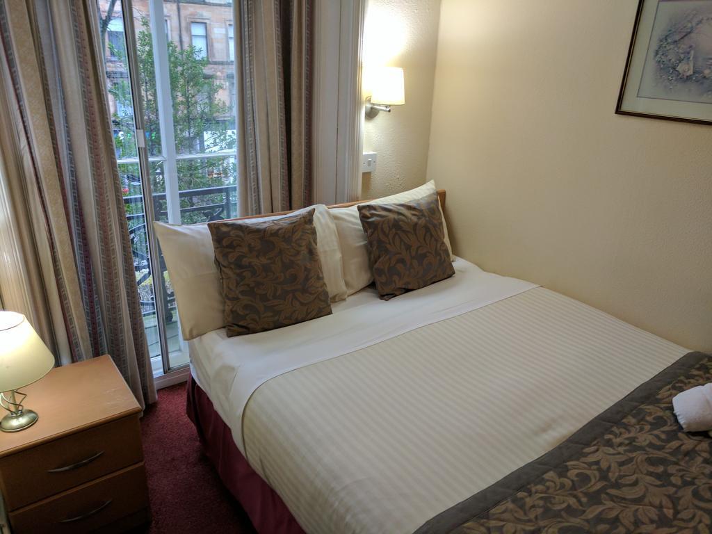 Guest house The Kelvin West End 2*