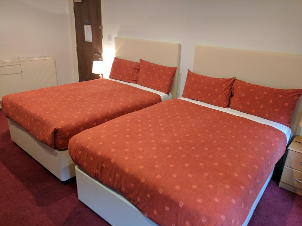 The Kelvin West End Guest house 2*