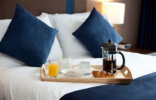 The Spires Serviced Apartment *