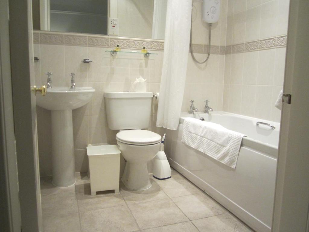The Whitehouse Apartment *