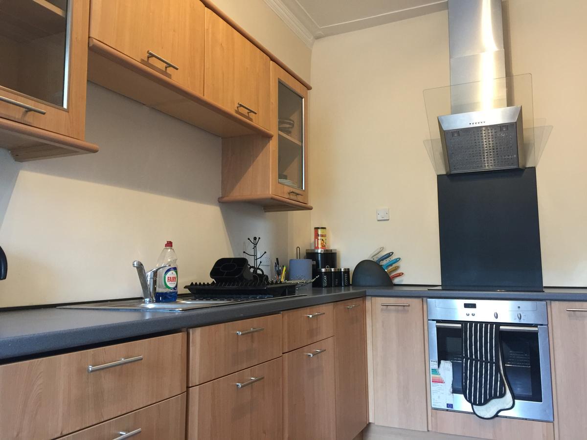 Scotstoun 1 Bed Flat Apartment Glasgow