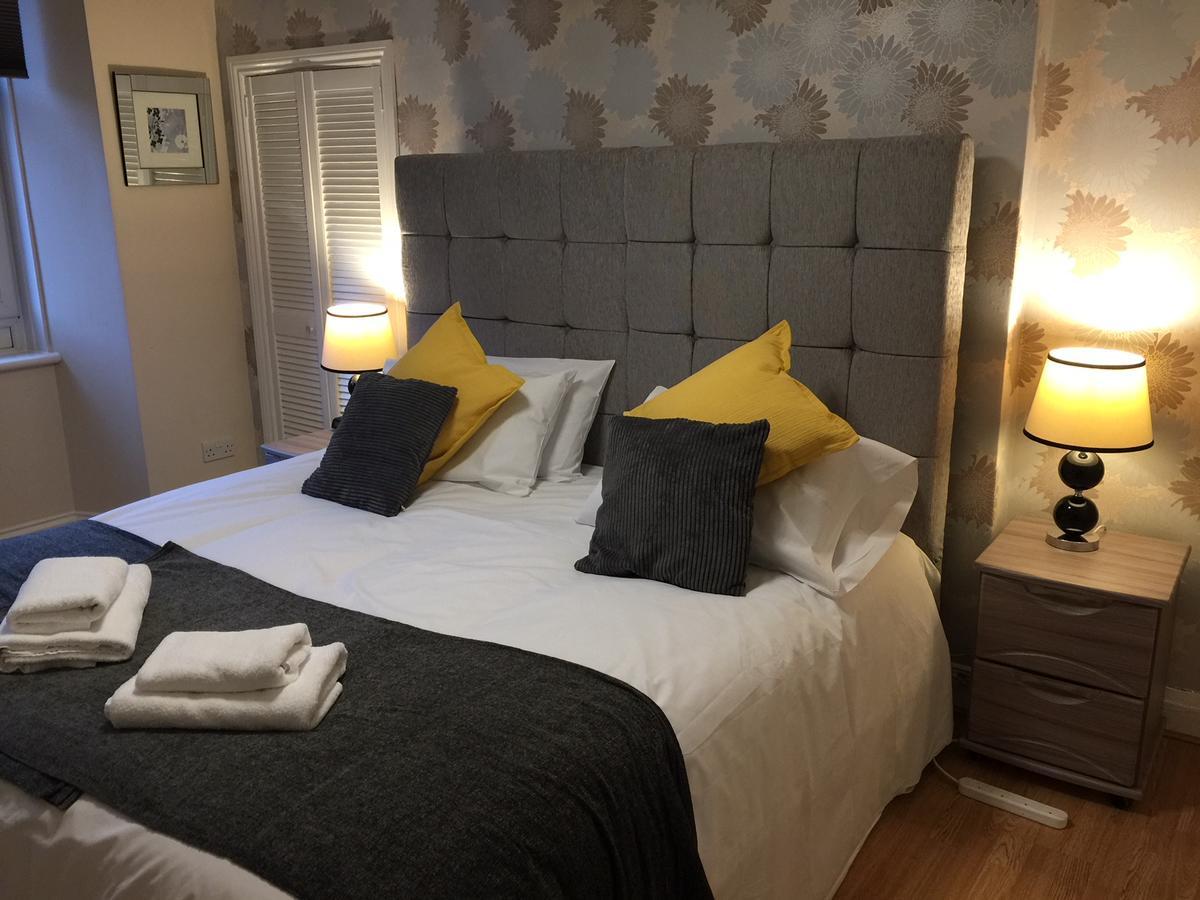 Apartment Scotstoun 1 Bed Flat