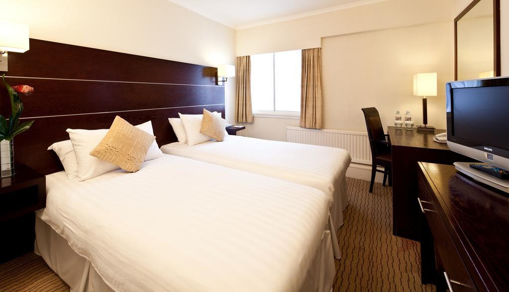 Mercure 3*