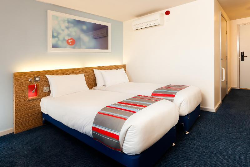 Travelodge Queen Street 3* Glasgow