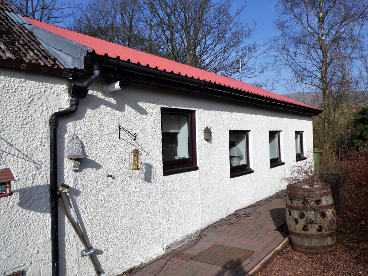 Signature - Campsie *