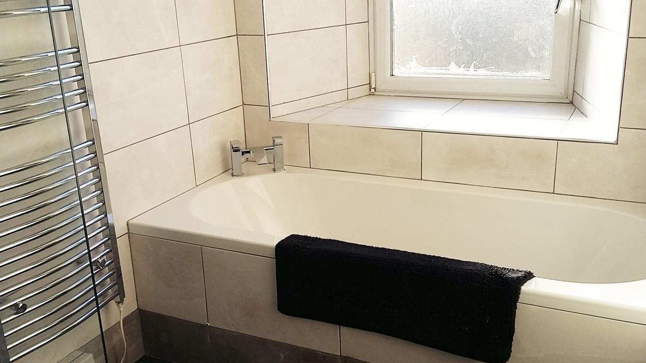 2 Bed Finnieston Apartment *